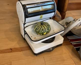 Vintage scale