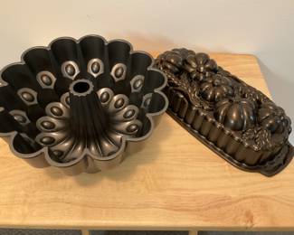 N146 set of 2. Molds; one harvest scene $8
