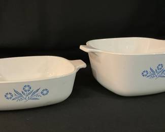 K262. Set of 2 Corning Ware “Cornflower Blue” casseroles Set $12