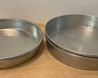 N143. Set of 5 round cake pans $8