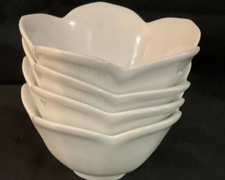 K230 set of 4 lotus bowls. $4