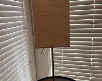 U809 Contemporary brushed metal table lamp with rectangular shade $10