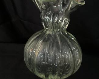 D512. 8” glass vase 8”
