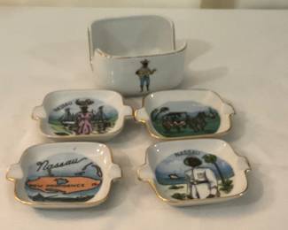 D514. Set of 4 Souvenir miniature (3”x2”)porcelain dishes with holder$8