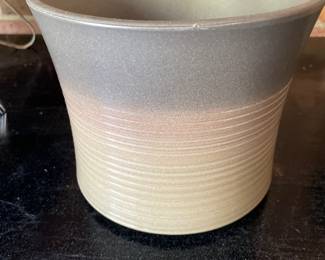 P149 8” pot $4