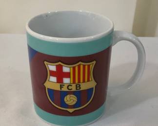 D-520. FC Barcelona ceramic coffee mug featuring club’s crest 3” $5
