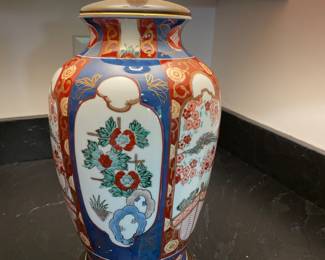 B131 28” tall Japanese Imari-style lamp $40