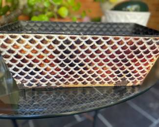 P670 metal planter 16” $2
