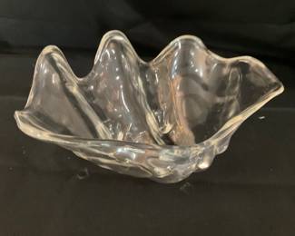 B128. Acrylic shell dish $3