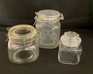 B121. Set of 3 storage jars $6