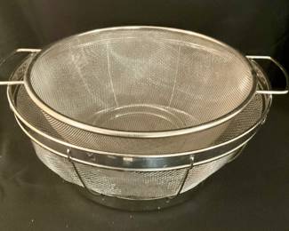 K211. (2) sieves $4