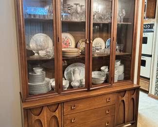 Mid Century Modern Broyhill China Cabinet