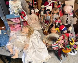 ANTIQUE DOLLS