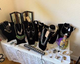 ANTIQUE JEWELRY