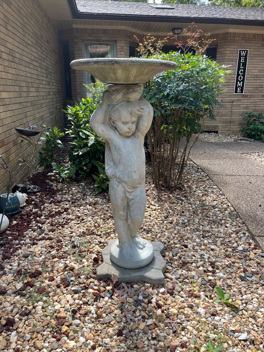 48” Cherub Birdbath
Used sells for $989
Our price is $400