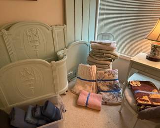 Vintage quilts and blankets - including Pendleton