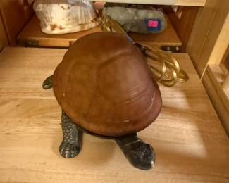 Turtle lamp