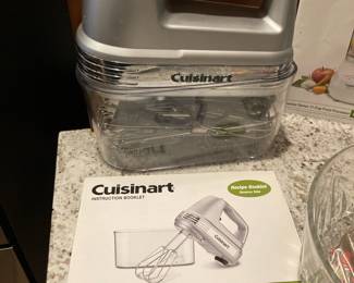 Cuisinart Power Advantage Plus 7-Speed Hand Mixer