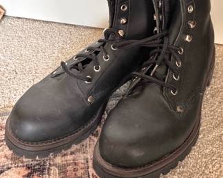 Rugged Outback Men's Black Leather Work Boots – Size 11