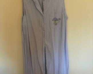 Serenada Blue & White Striped Sleeveless Button Up Blouse – Size 1X