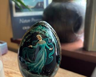 Russian Style Handpainted Wood Egg