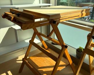 Best Easel by John Richeson