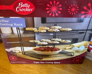 Betty Crocker 3-Tier Cooling Rack
