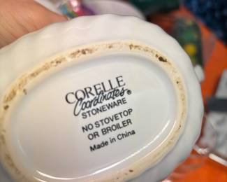 Corelle Coordinates Stoneware "Callaway Ivy" Dinnerware Set