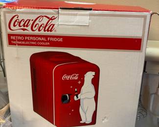 Coca-Cola Retro Personal Fridge Thermoelectric Cooler