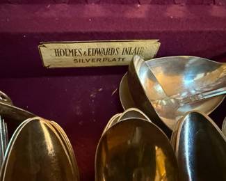 Holmes & Edwards Inlaid Silverplate Flatware Set