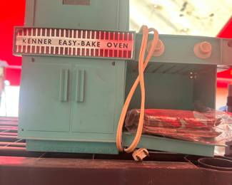 Vintage easy bake oven