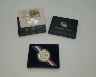 Lot 1180 2021 National Law Enforcement Memorial And Museum Commerative Coin Proof Clad Half Dollar