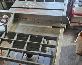 Not one, but 2 Craftsman's table saws.  Come get them!