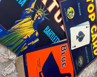 Fruit crate advertisements/Bartletts