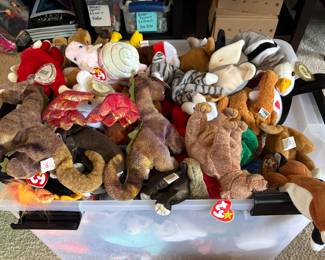 hundreds of Beanie Babies!