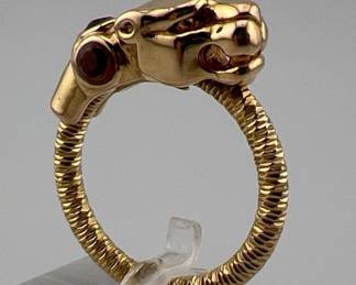 Size 8 Italian 14kt gold panther ring has three bezel set red citrine stones