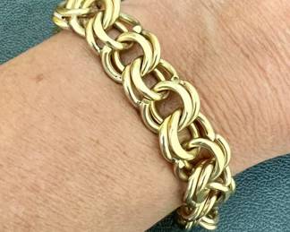 Incredible very nice double link chain 14kt gold bracelet; 7.5"L, 60.04g.