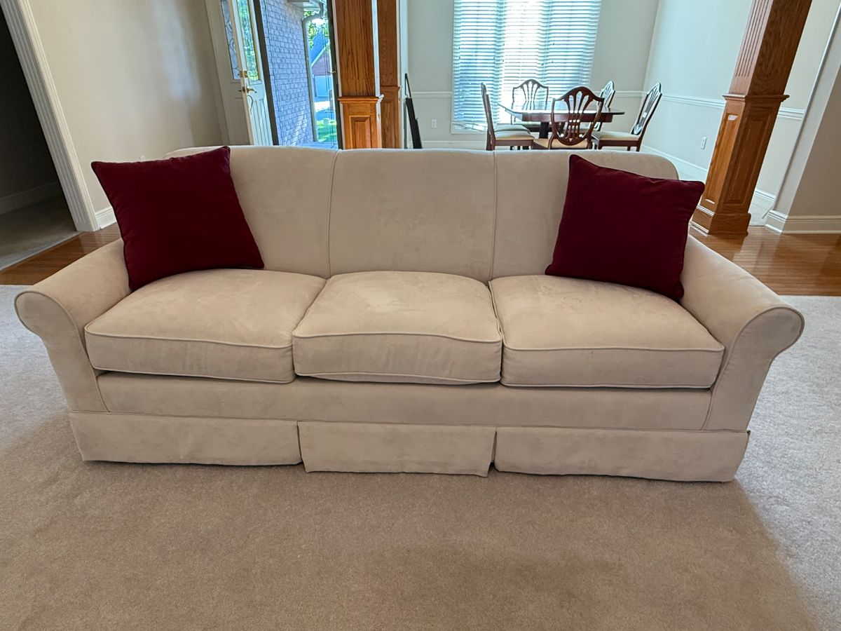La-Z-Boy sofa - like new