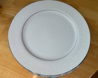 LOVELACE DINNER PLATES - 4
