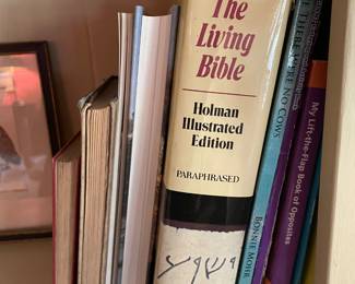 Fantastic selection of books - military, fashion design, cookbooks …