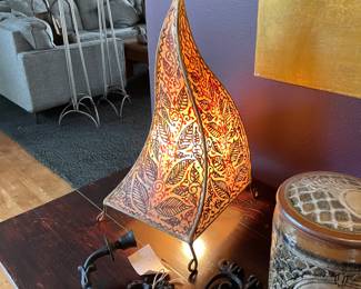 Leather shade lamp 