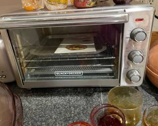 Like new taster oven - very clean