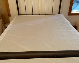 Full size antique metal bed