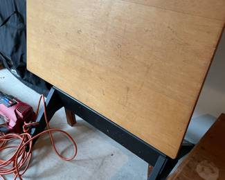 Drafting table