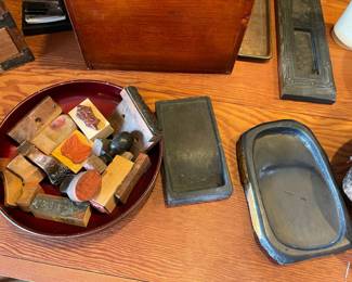 Calligraphy ink stones, large collection of vintage chops (signature stamps)