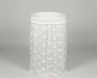 White Lace Baby Bassinet with Quilted Liner 1 hero