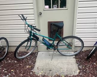 Boulder Raptor Mountain Bike 11 hero
