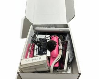 Assorted Vintage Electronics Lot 14 hero