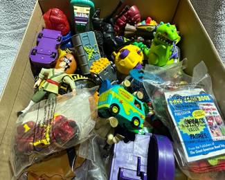 Assorted Fast Food Toys Collection 19 hero