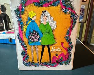 Vintage Barbie Doll Trunk with Dolls and Accessories 2 hero